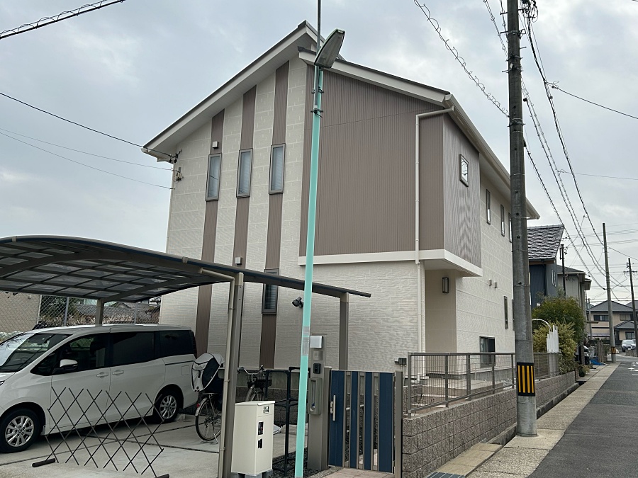 おしゃれな色分け！外壁塗装と屋根塗装　名古屋市名東区