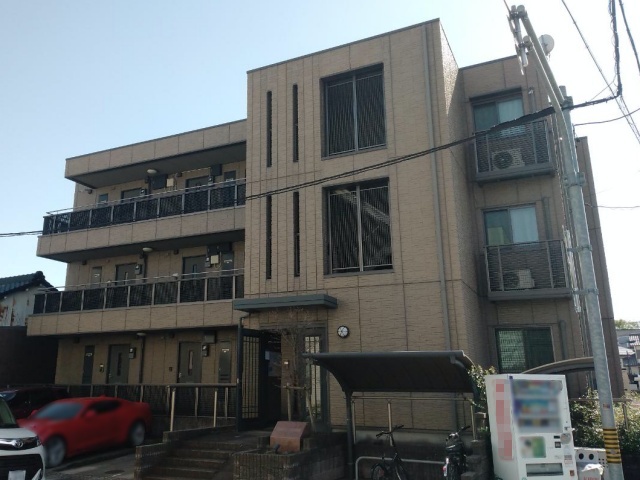 グレーツートンにイメージアップ！3階建マンション外壁塗装　名古屋市名東区